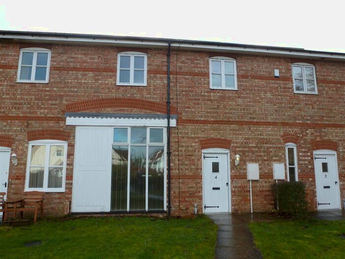 3 Bedroom Barn Conversion To Rent In Harvest Close, Doddington, March, PE15