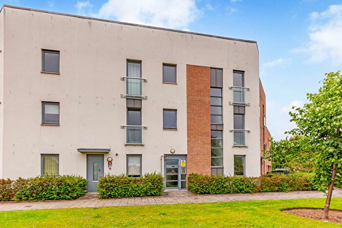 2 Bedroom Flat For Sale In / Garvald Street, Liberton, Edinburgh, EH16