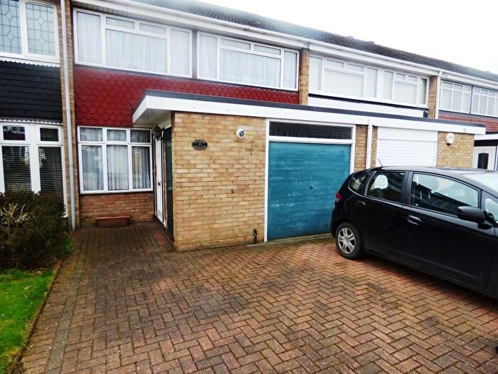 3 Bedroom Detached House To Rent In Tangmere Crescent, Hornchurch, RM12