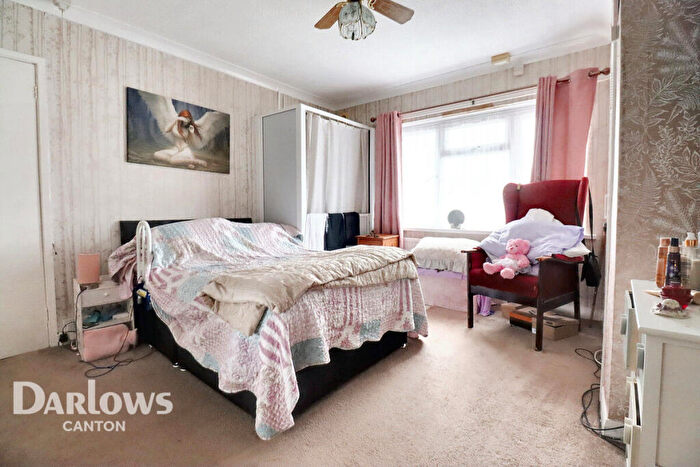 3 Bedroom End Of Terrace House For Sale In Llewellyn Avenue, Cardiff, CF5