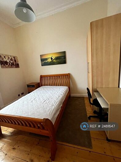 Studio To Rent In Holland Street, Glasgow, G2