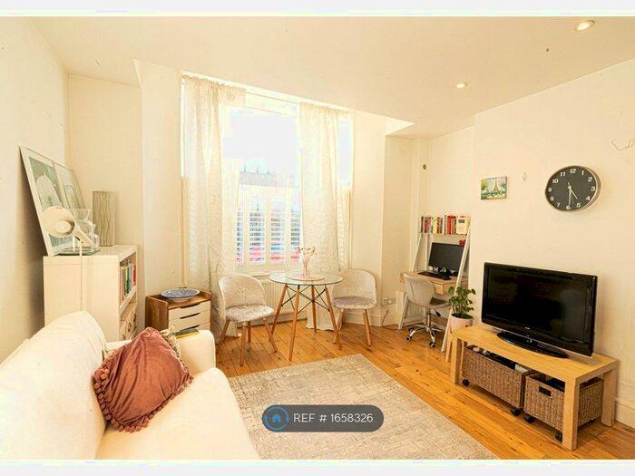 1 Bedroom Flat To Rent In Thorngate Road, London, W9