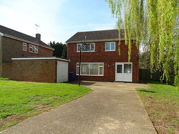 4 Bedroom Detached House To Rent In Parkside, Beck Row, IP28