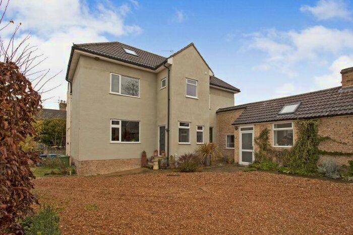 4 Bedroom Link Detached House To Rent In St. Peters Street, Cambridge, CB22