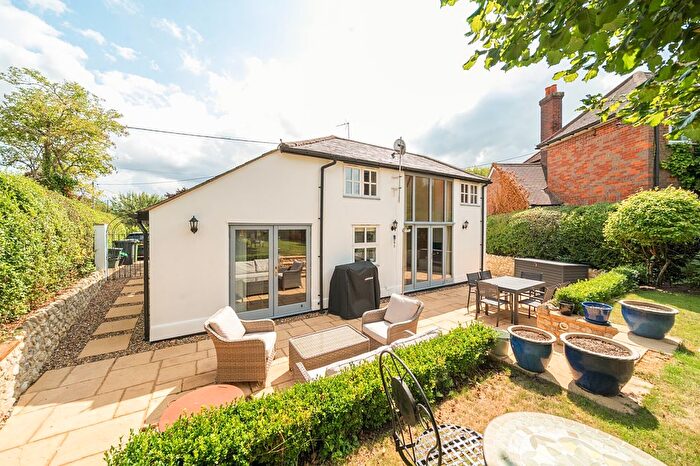 4 Bedroom Detached House For Sale In Chapel Hill, Speen, Princes Risborough, HP27