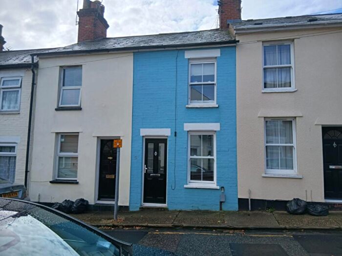 2 Bedroom House To Rent In Cedars Rd, Colchester, CO2