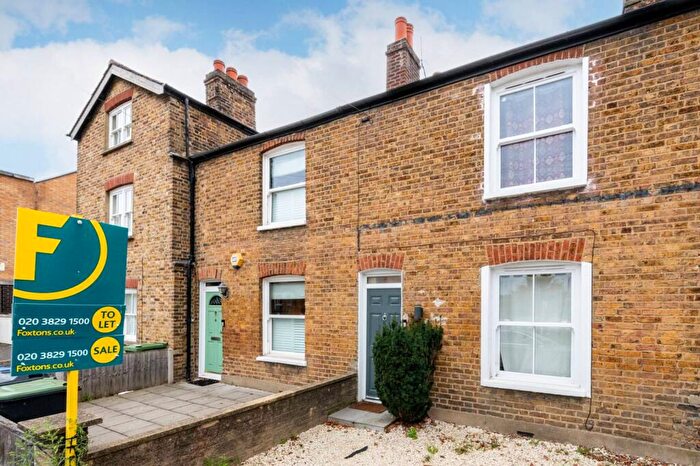 3 Bedroom Terraced House For Sale In Cleveland Road, New Malden, KT3