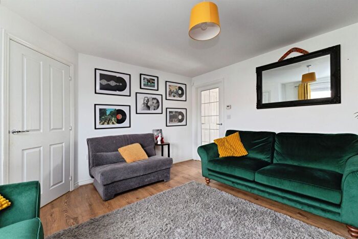 3 Bedroom Semi-Detached House For Sale In Clover Field Road, Stainton, Middlesbrough, TS8