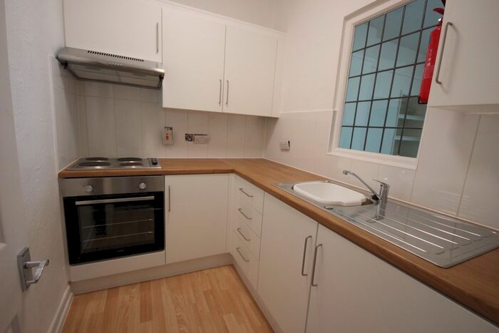 1 Bedroom Flat To Rent In Bircham Road, Minehead, TA24