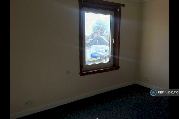 2 Bedroom Maisonette To Rent In Western Crescent, Kilbirnie, KA25