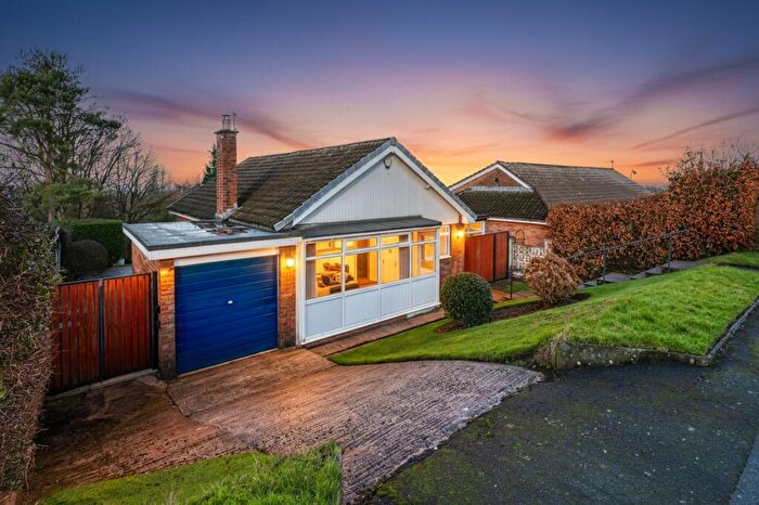 2 Bedroom Detached Bungalow For Sale In Blackthorne Road, Gee Cross, Hyde, SK14