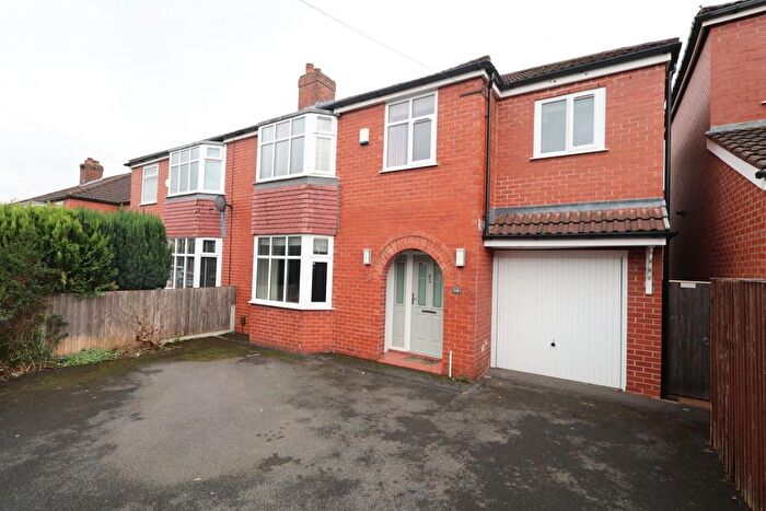 5 Bedroom Semi Detached House For Sale In Stranton Drive, Worsley, M28