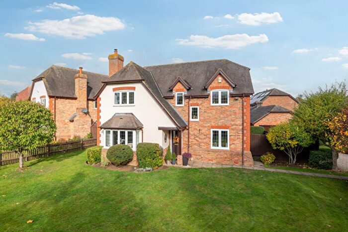 5 Bedroom Detached House For Sale In Fishers Close, Great Barford, MK44