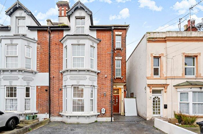 4 Bedroom Semi-Detached House To Rent In Church Road, Clacton-on-Sea, CO15