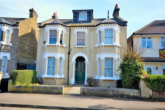 1 Bedroom Flat To Rent In Devonshire Road, Colliers Wood, London, SW19