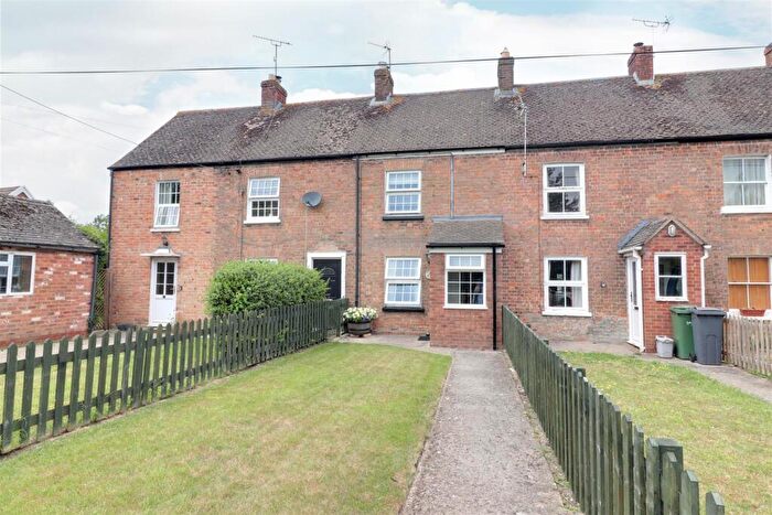 2 Bedroom Terraced House For Sale In High Street, Arlingham, GL2