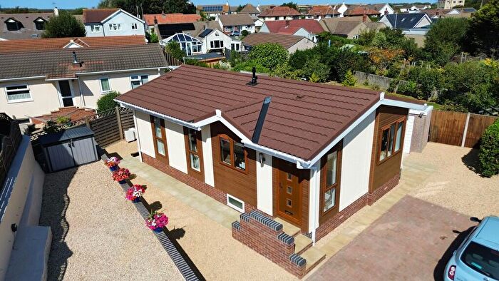 2 Bedroom Park Home For Sale In Sand Road, Weston-super-Mare, BS22