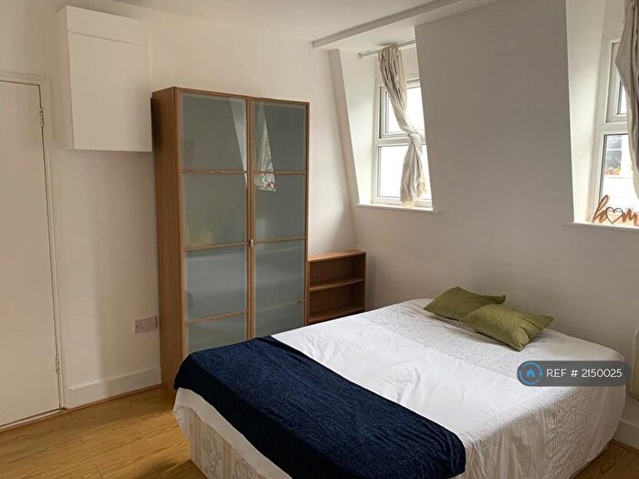 Studio To Rent In London, London, N19