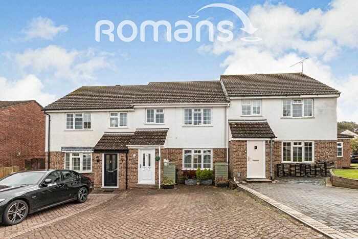 3 Bedroom Terraced House To Rent In Wordsworth Avenue, Yateley, GU46