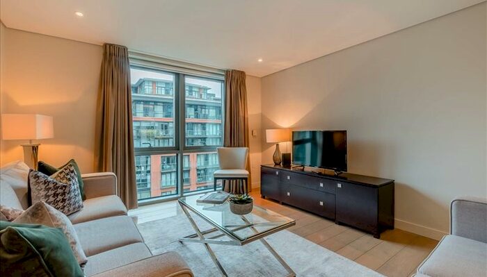 3 Bedroom Flat To Rent In Merchant Square East, London, W2