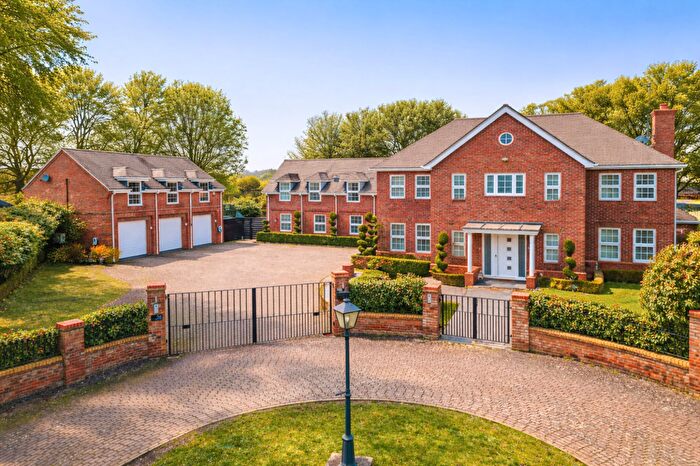 6 Bedroom Detached House For Sale In Belfry Lane, Collingtree, NN4