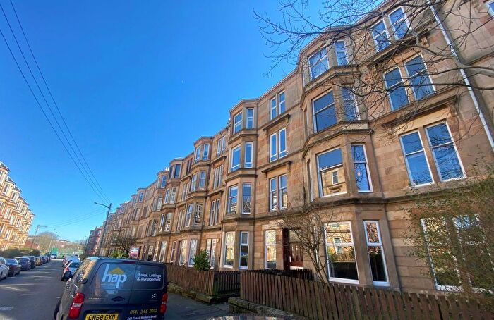 1 Bedroom Flat To Rent In Bed Unfurnished @ Garthland Dr., Dennistoun, G31