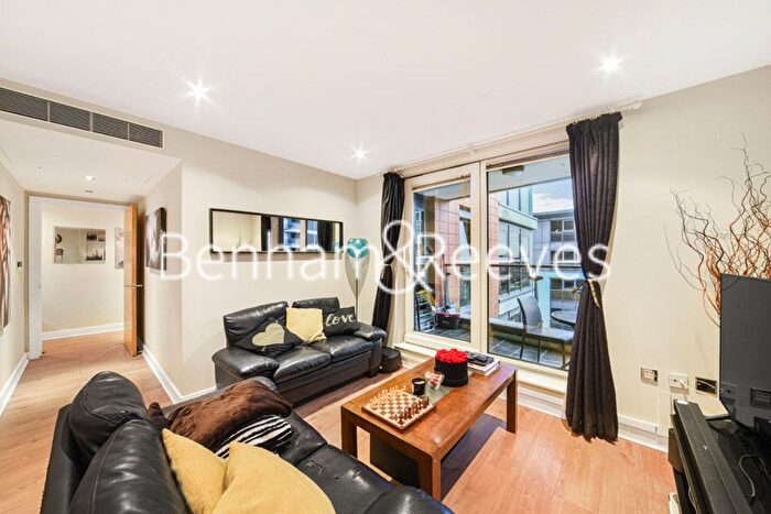 2 Bedroom Flat To Rent In Fountain House, Boulevard, SW6