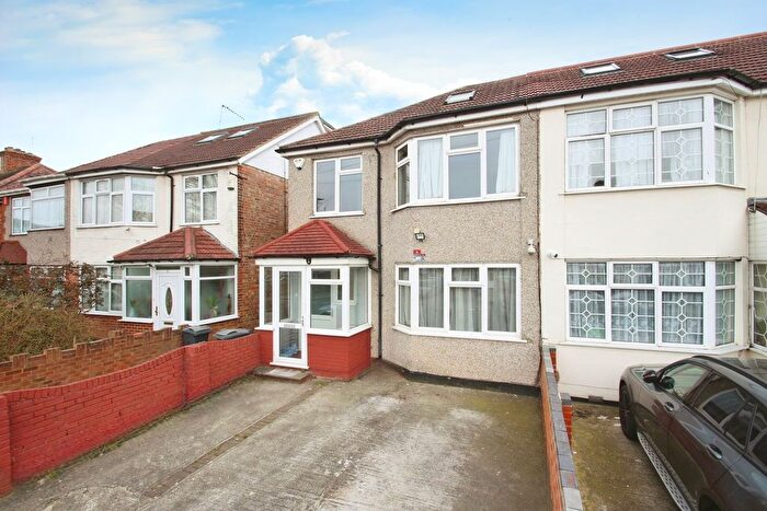 3 Bedroom Semi Detached House To Rent In Rosemary Avenue, Hounslow, TW4