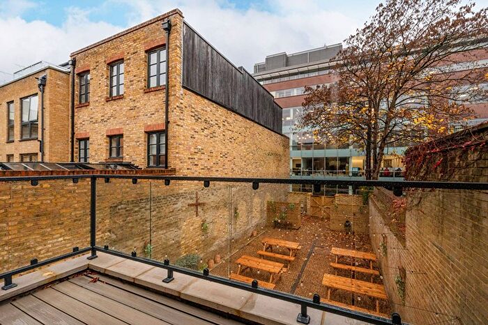 2 Bedroom Flat To Rent In Wimbledon Hill Road, Wimbledon, London, SW19