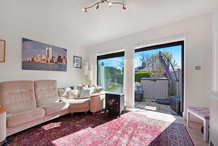 2 Bedroom End Terrace House For Sale In Hesperus Crescent, Canary Wharf, E14