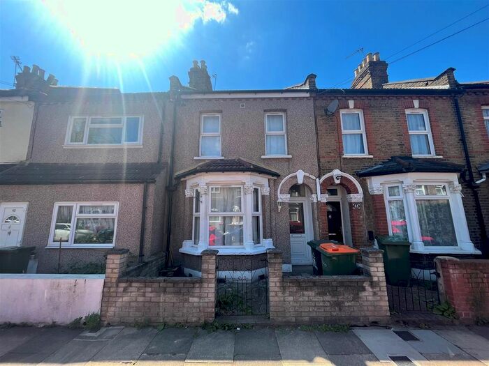 3 Bedroom Terraced House To Rent In Abbots Road, London, E6