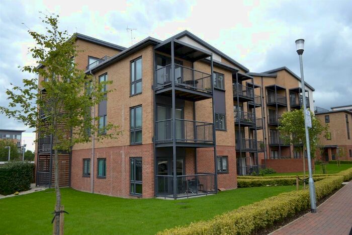 2 Bedroom Flat To Rent In Grade Close, Elstree, Borehamwood, WD6