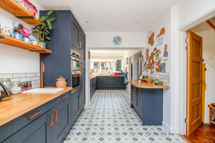 4 Bedroom Semi-Detached House For Sale In Haw Lane, Olveston, BS35