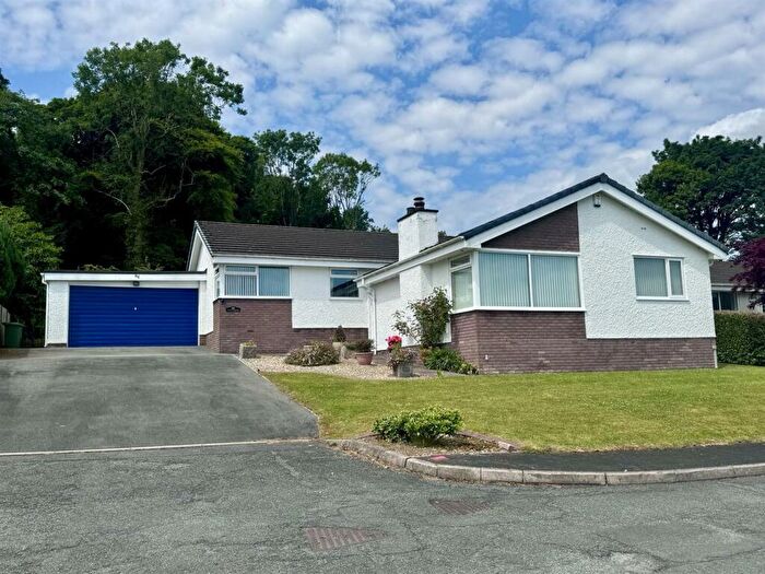 4 Bedroom Detached Bungalow For Sale In Cae Mair, Beaumaris, LL58