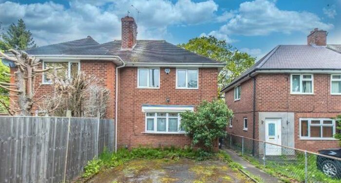 3 Bedroom House To Rent In Swinford Road, Birmingham, B29