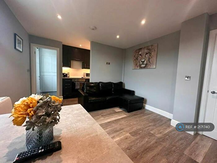 1 Bedroom Flat To Rent In Windsor Court, Brighton, BN1