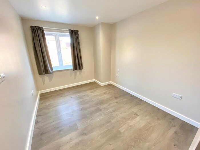 2 Bedroom Apartment To Rent In Danelaw Court, Hinckley, LE10