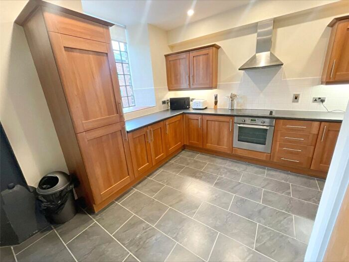 2 Bedroom Apartment To Rent In Steam Mill Street, Chester, CH3