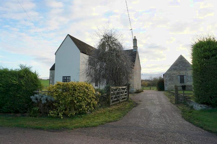 4 Bedroom Detached House To Rent In Wigsthorpe, Peterborough, PE8