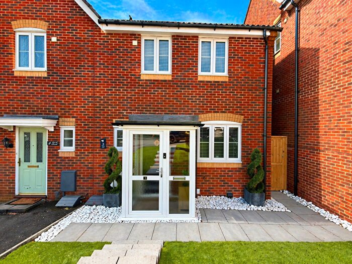 3 Bedroom Semi-Detached House For Sale In Larchwood, Tonyrefail, CF39