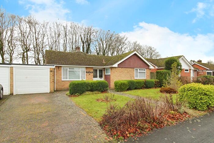 2 Bedroom Detached Bungalow To Rent In Wrights Close, South Wonston, SO21