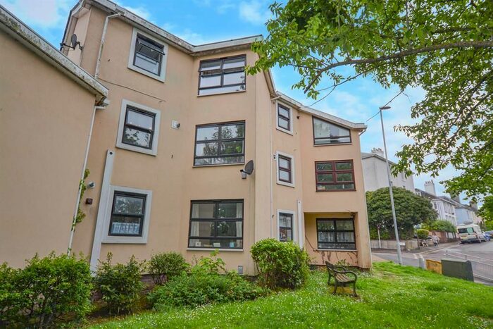 4 Bedroom Maisonette To Rent In Melbourne Street, Exeter, EX2