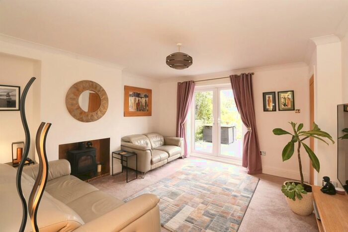 2 Bedroom End Of Terrace House For Sale In Mallards Green, Martinstown, Dorchester, DT2