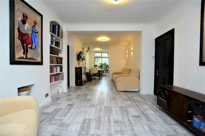 4 Bedroom End Of Terrace House To Rent In Cobden Road, London, SE25