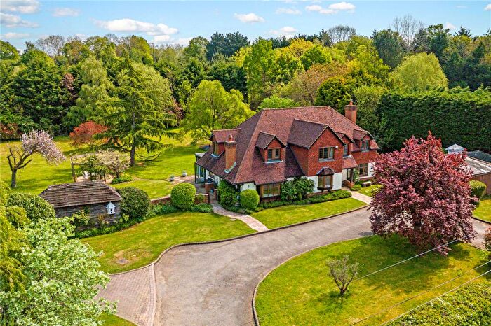 4 Bedroom Detached House For Sale In Ripley Lane, West Horsley, Leatherhead, Surrey, KT24