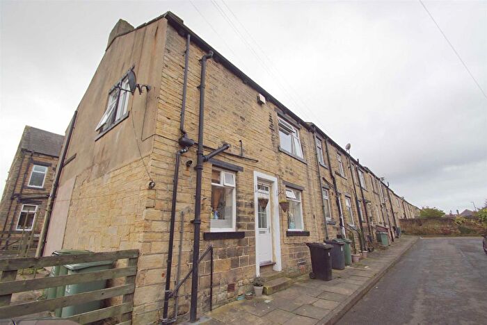 2 Bedroom End Terrace House To Rent In Providence Street, Farsley, Pudsey, LS28
