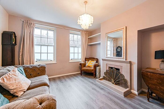 3 Bedroom Terraced House To Rent In Inigo Jones Road, Charlton, London, SE7