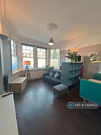 1 Bedroom Flat To Rent In Teignmouth Road, London, NW2