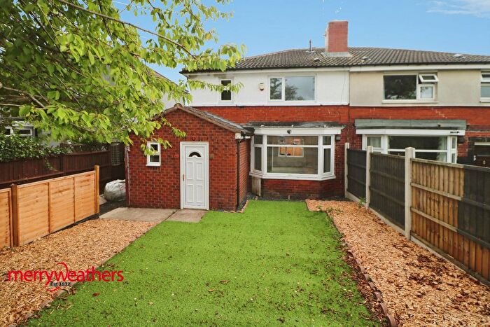 3 Bedroom Semi-Detached House For Sale In Doncaster Road, Thrybergh, Rotherham, S65