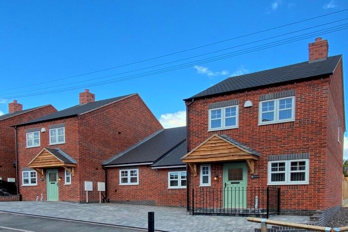 3 Bedroom Detached House To Rent In Chancery Lane, Nuneaton, Warwickshire, CV10